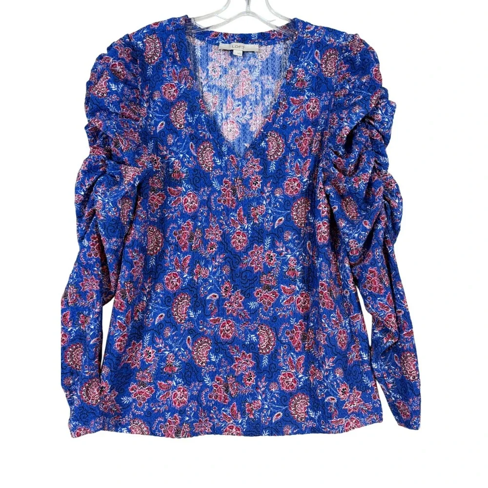 LOFT Women Blue Floral V-Neck Puff Ruched Sleeve Crinkle Blouse Top •L• Romantic
